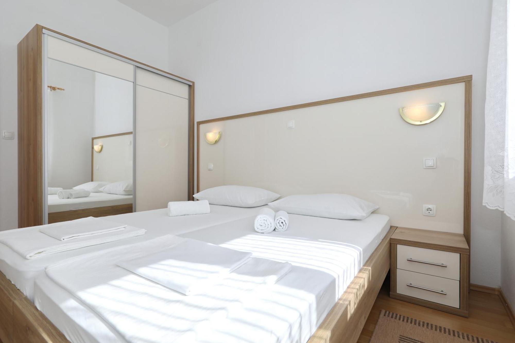 Villa Rajna Starigrad Paklenica Habitación foto